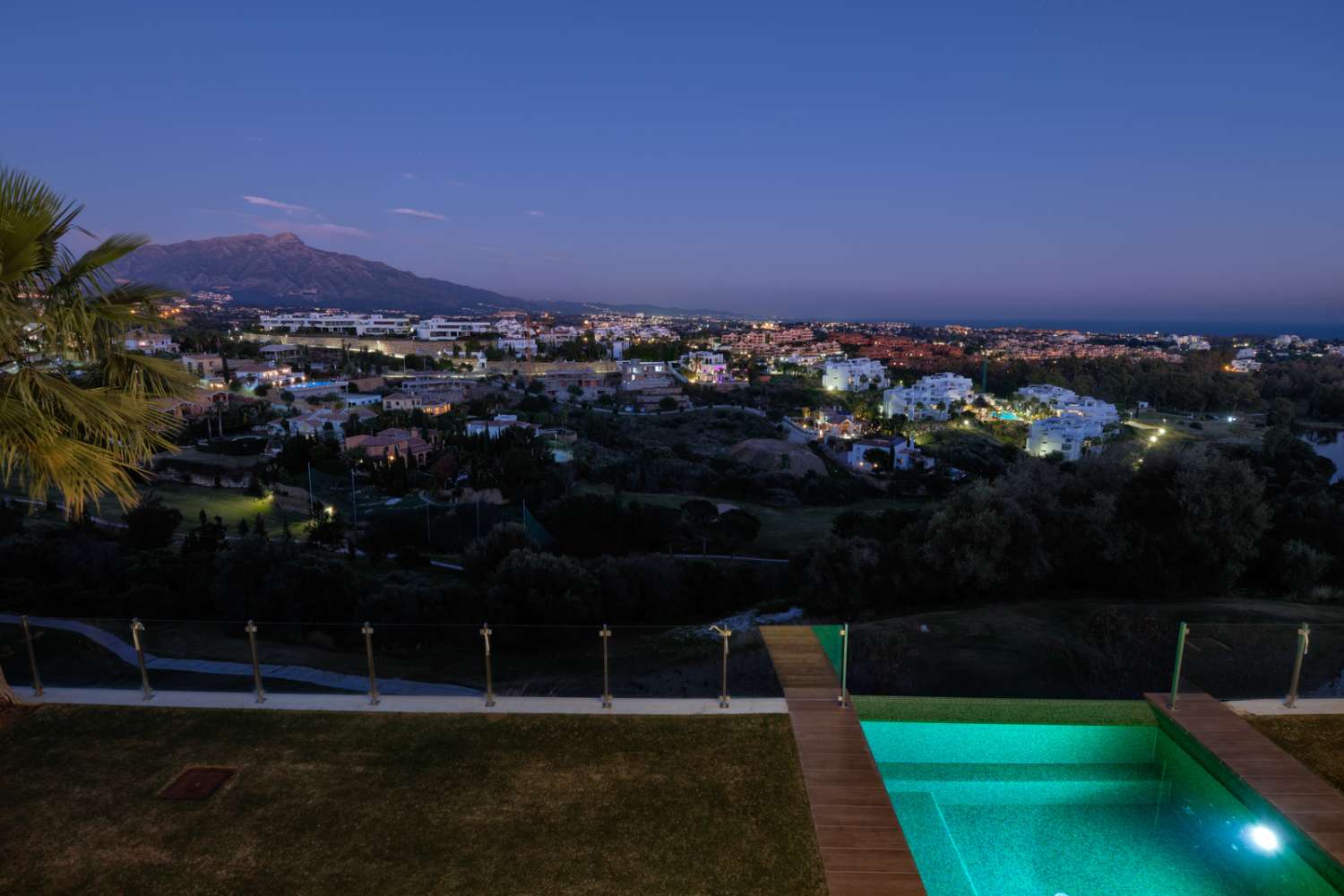 ESPECTACULAR VILA DE DISSENY SITUADA A URB. NOVA TALAIA, L'ALQUERIA