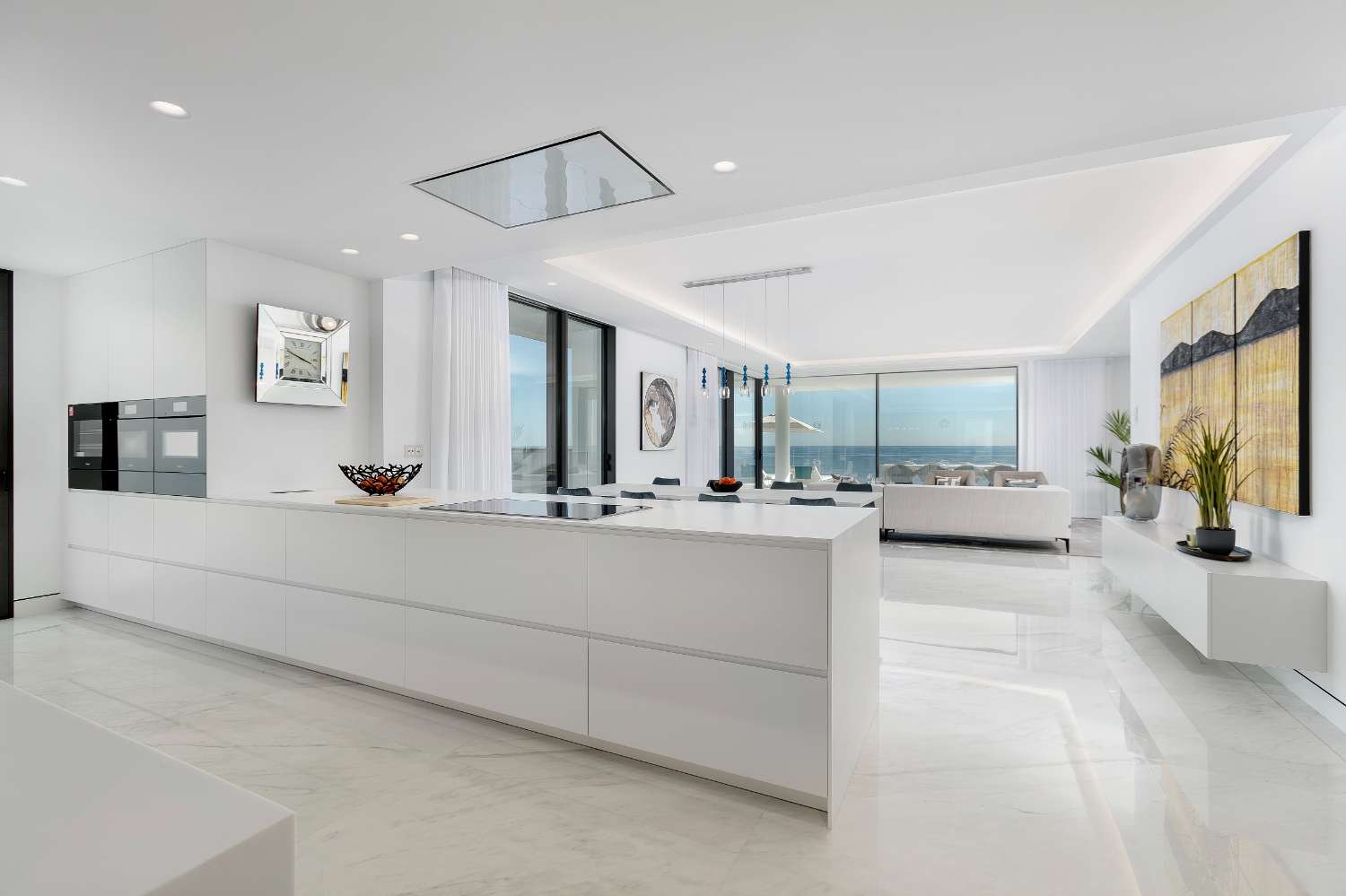APPARTEMENT DE LUXE SUR LA PREMIÈRE LIGNE DE LA PLAGE – NEW GOLDEN MILE