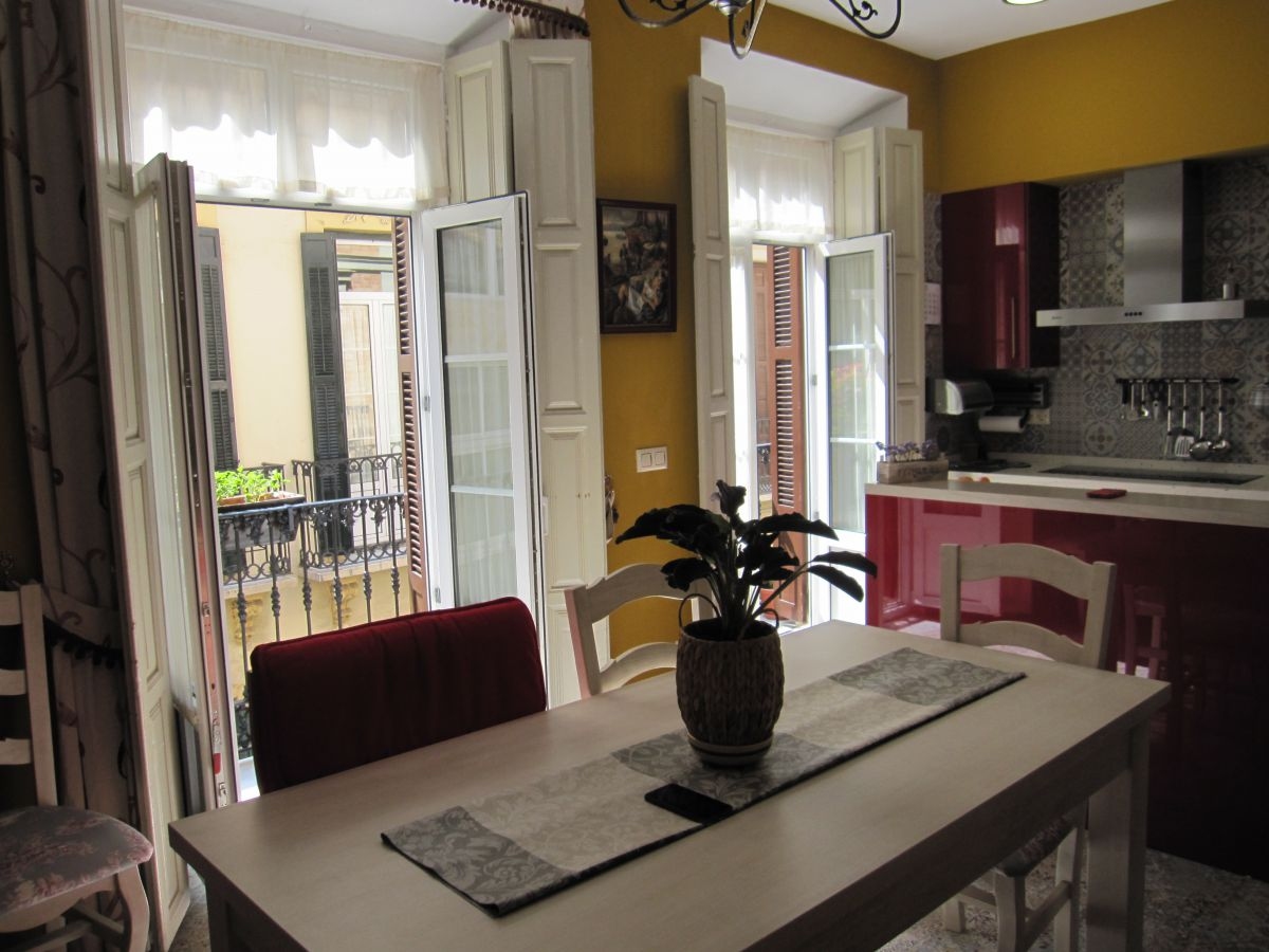 Modern apartment located in the heart of the historic center