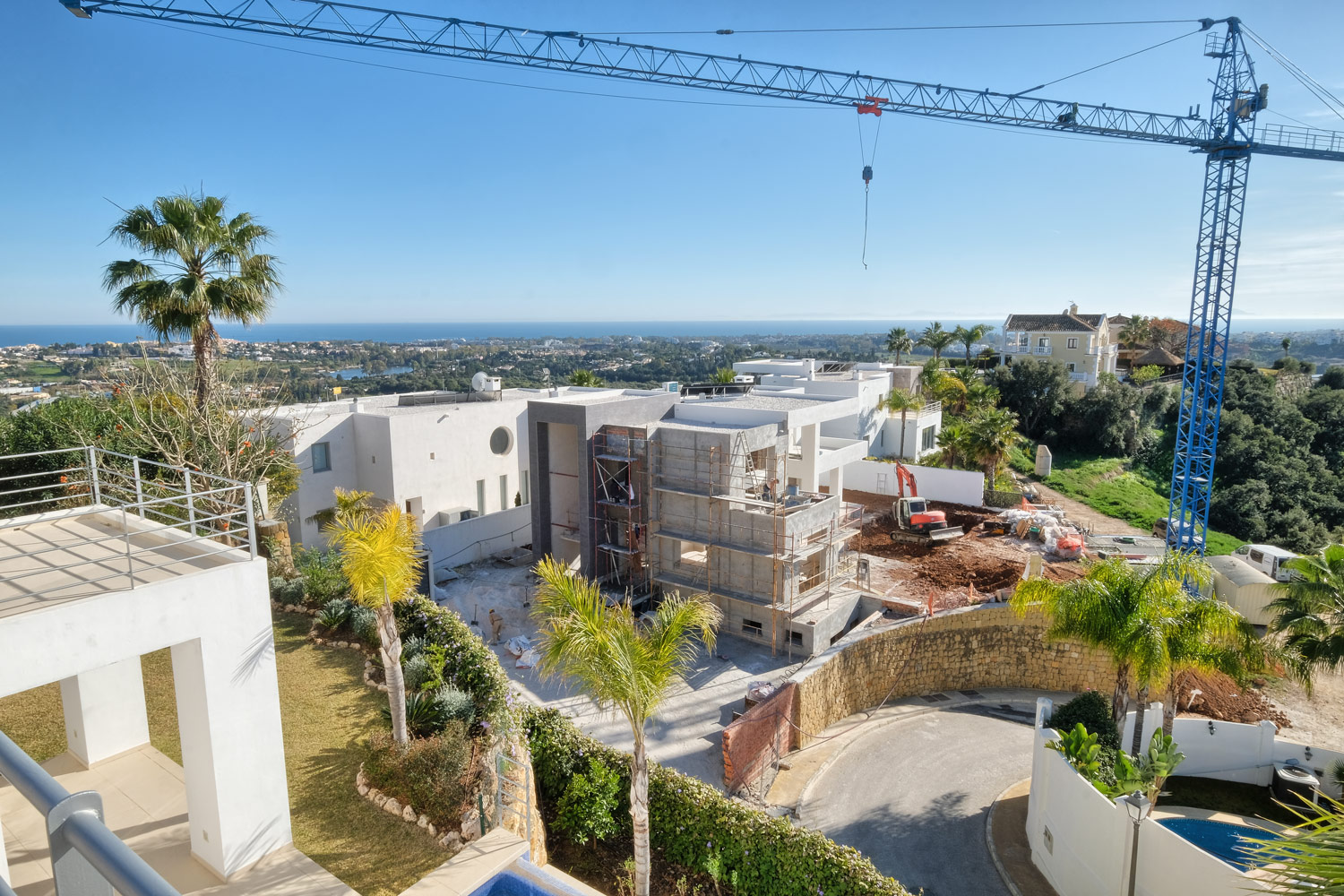 SPECTACULAR NEWLY BUILT VILLA