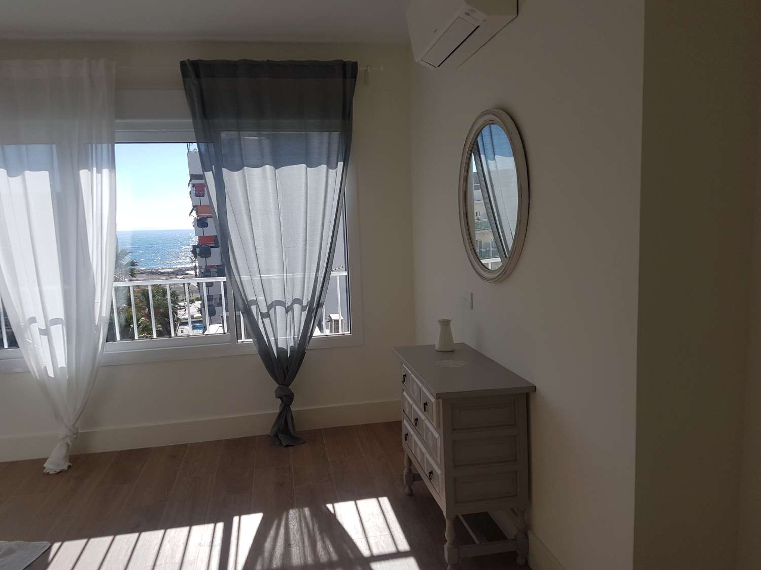 SOLD! RECENTLY RENOVATED APARTMENT WITH SEA VIEWS
