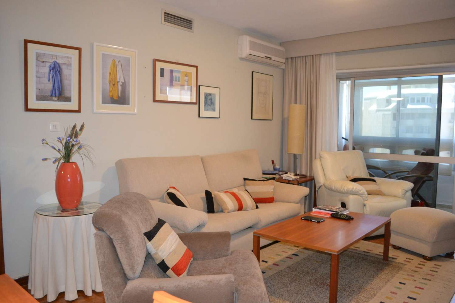 MAGNIFICENT FIRST LINE APARTMENT IN MALAGUETA