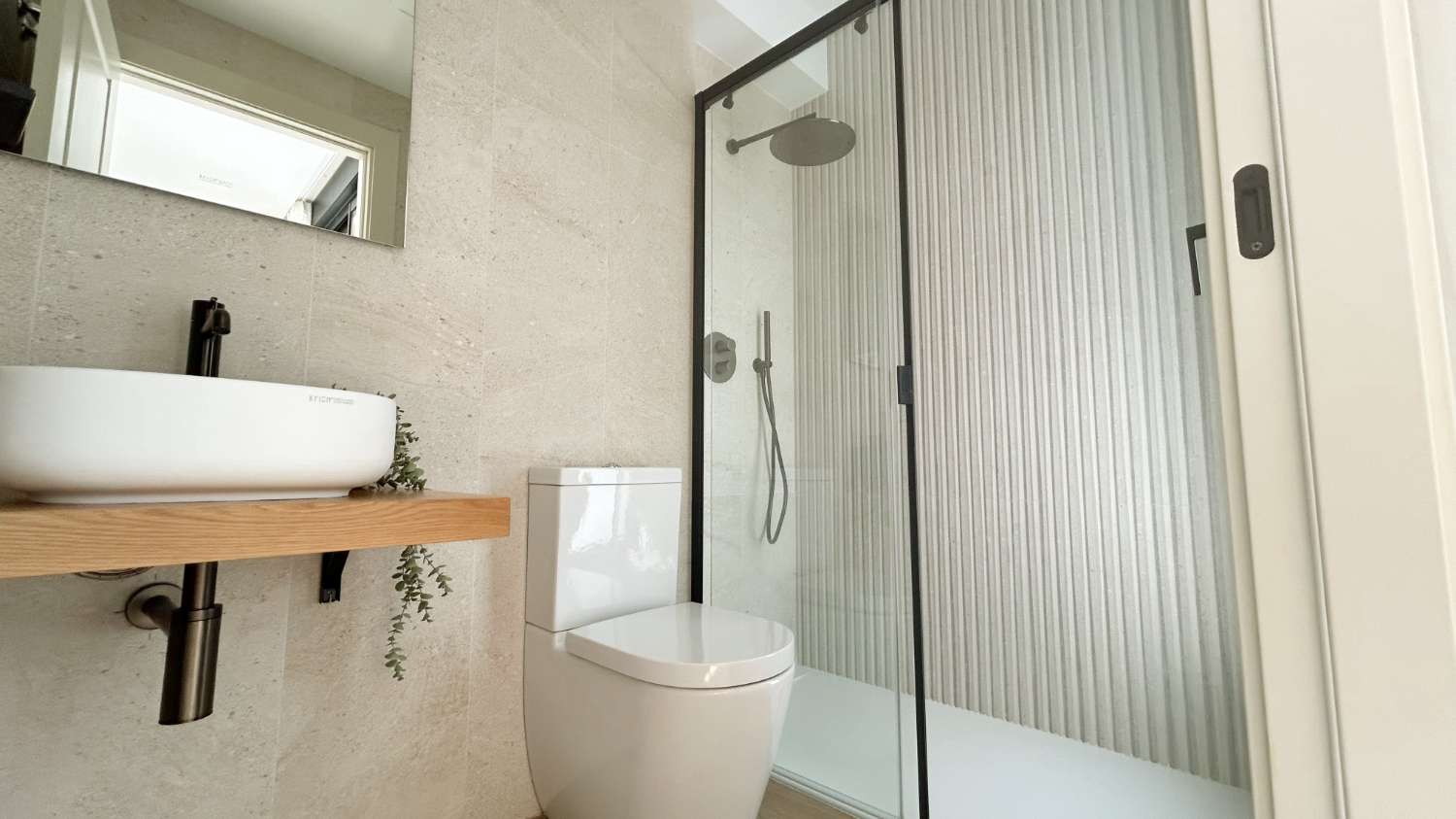 الوحدة الأخيرة متاحة! تاون هاوس مع حمام سباحة وحديقة