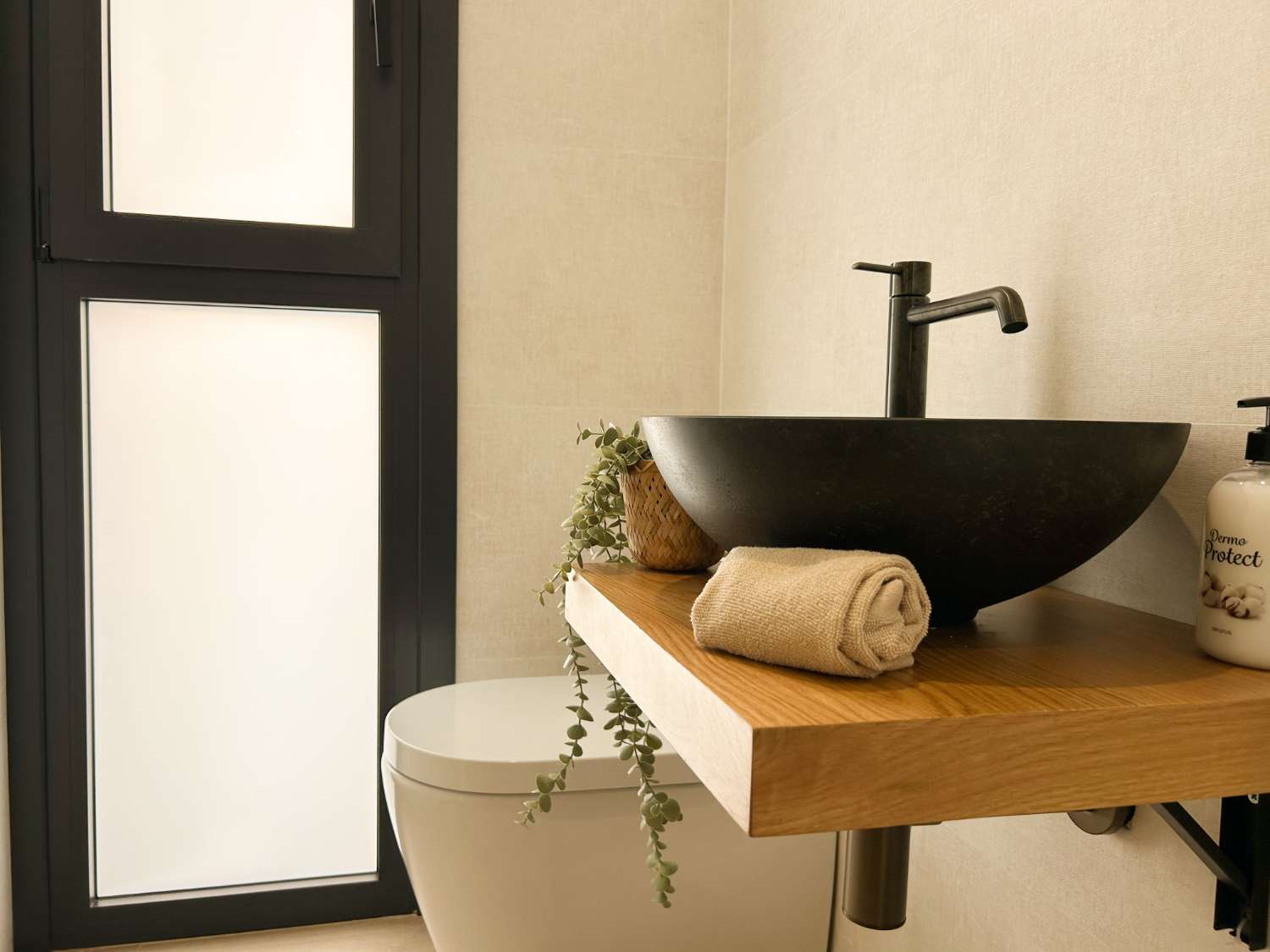 الوحدة الأخيرة متاحة! تاون هاوس مع حمام سباحة وحديقة