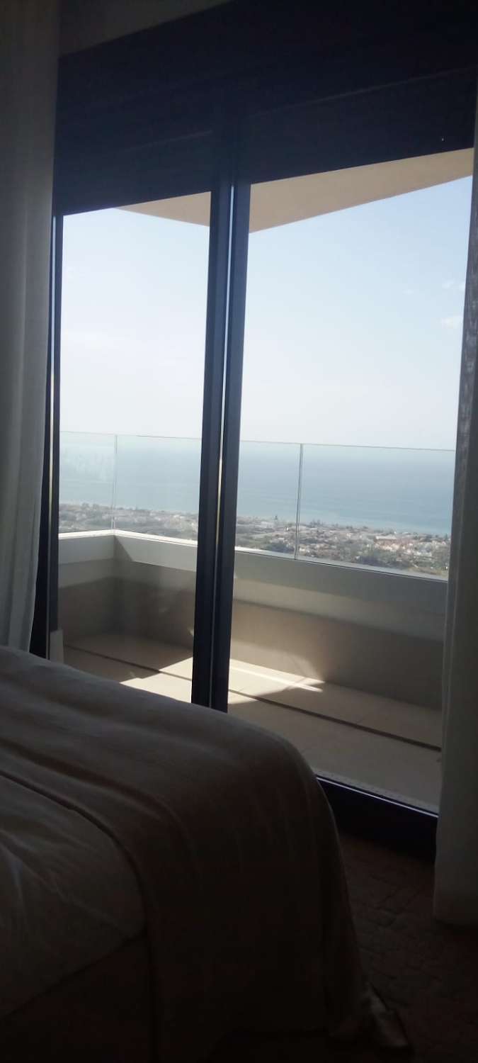 ULTIME 2 UNITÀ DI 2 E 3 CAMERE DA LETTO! - PIANO TERRA CON GIARDINO CON VISTA MARE