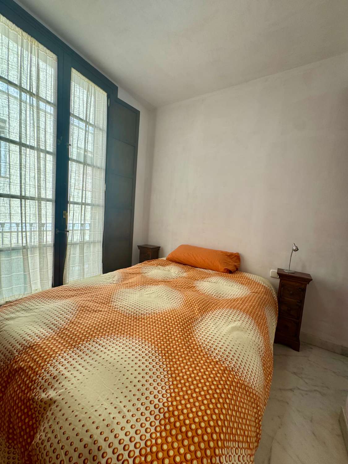 APPARTEMENT À LOUER À LONG TERME DANS UN IMMEUBLE HISTORIQUE