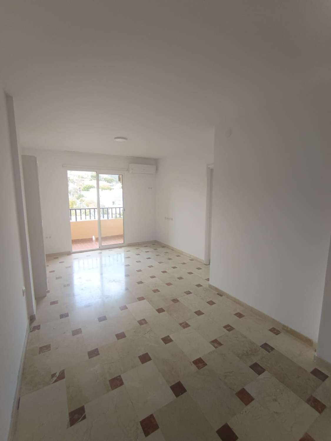 Piso en venta en Pedregalejo