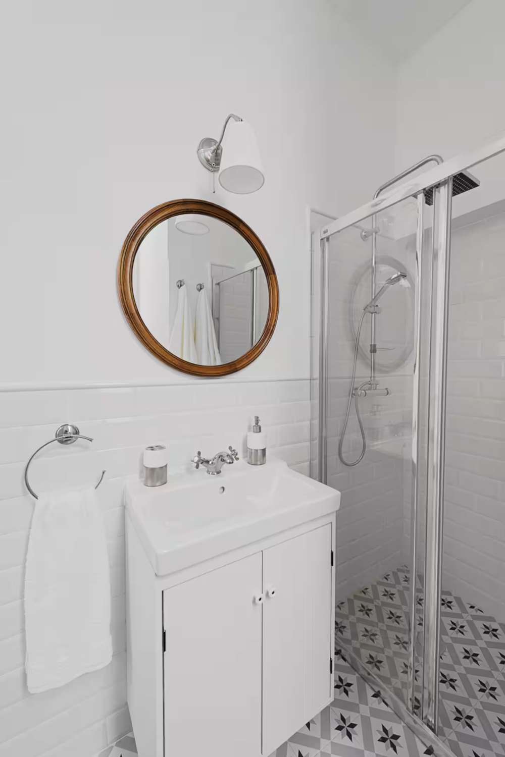 EXCELLENT INVESTISSEMENT ! 2 APPARTEMENTS INDÉPENDANTS SOUS LE MÊME ACTE