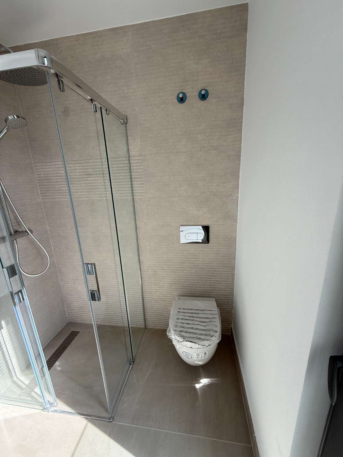 Kattohuoneisto myynnissä Puerto de Estepona