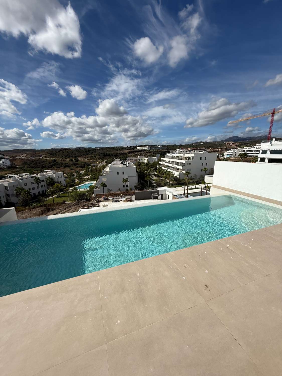 Kattohuoneisto myynnissä Puerto de Estepona