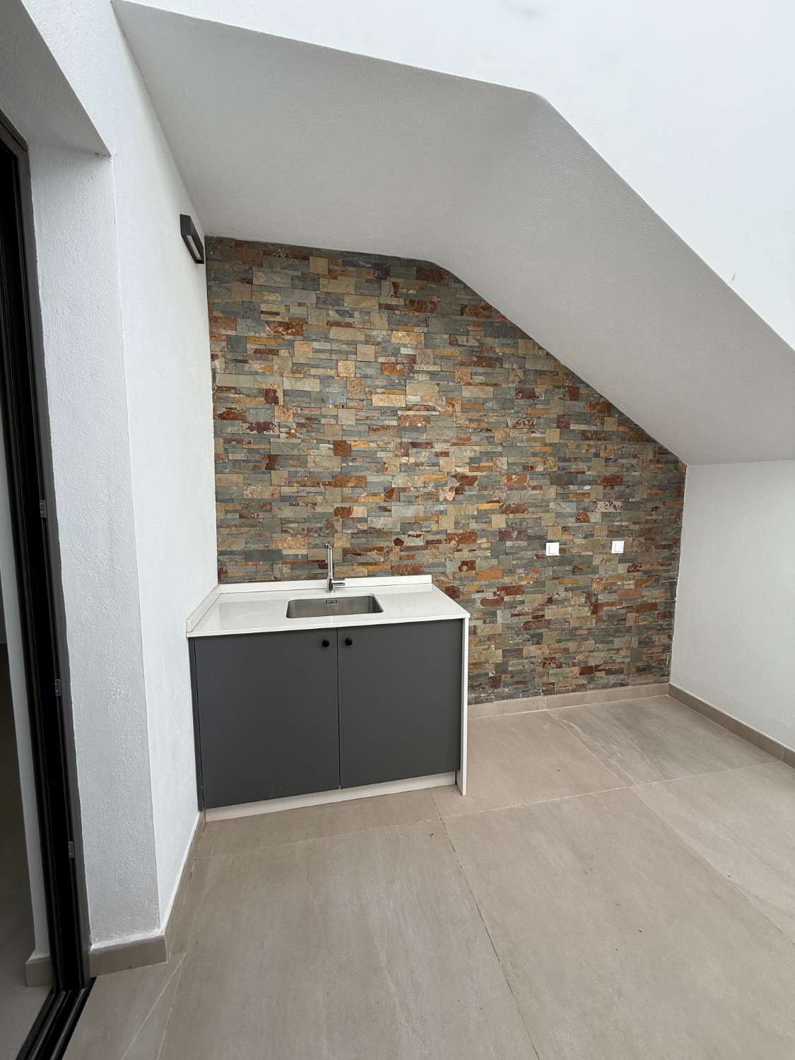 Kattohuoneisto myynnissä Puerto de Estepona