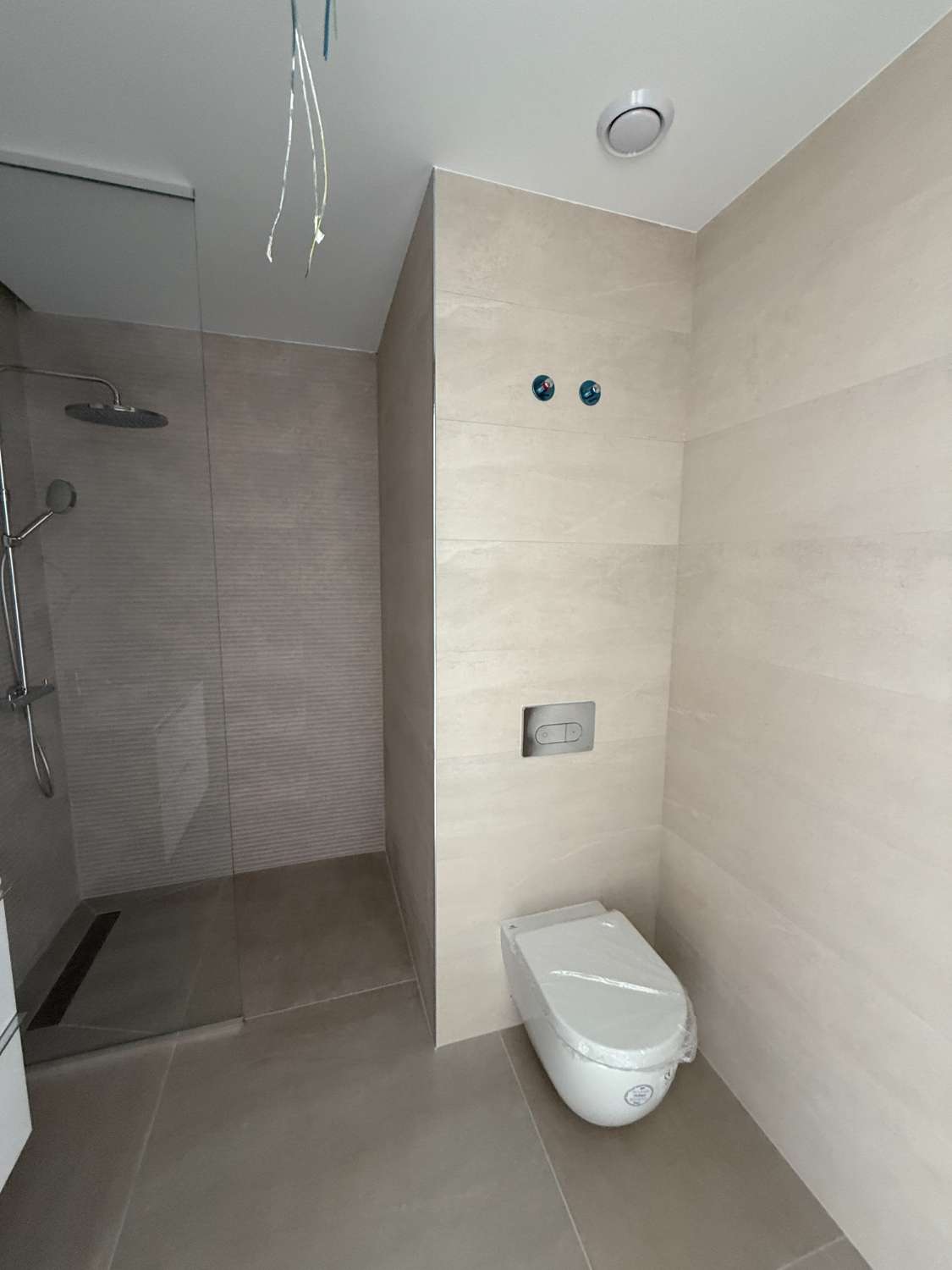 Kattohuoneisto myynnissä Puerto de Estepona