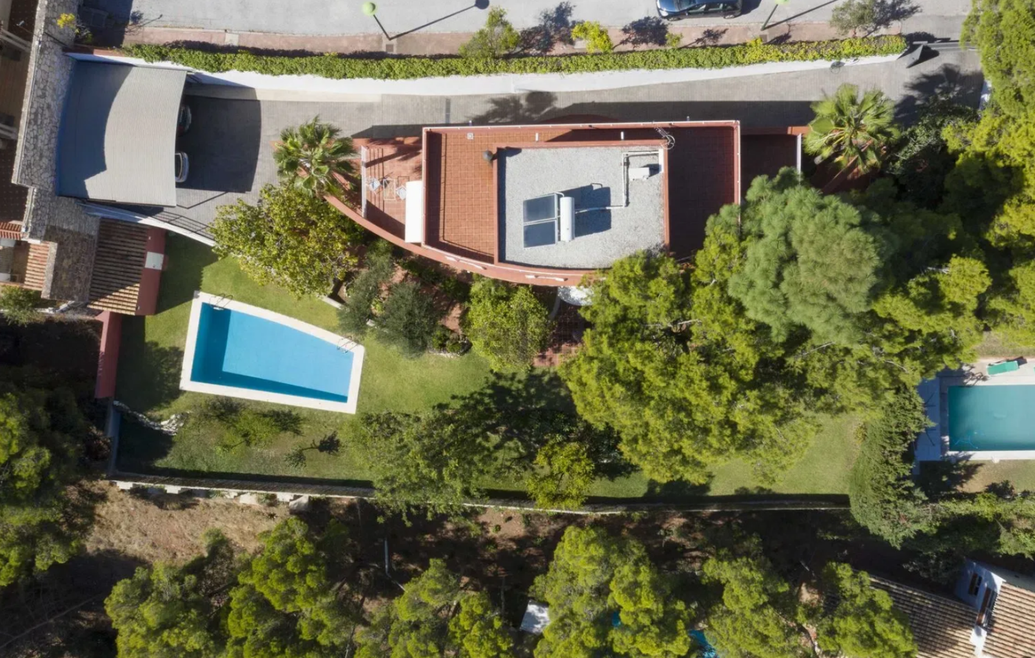 FRITTSTÅENDE VILLA I CERRADO DE CALDERÓN MED HAVUTSIKT – HOUSECLICK.ES