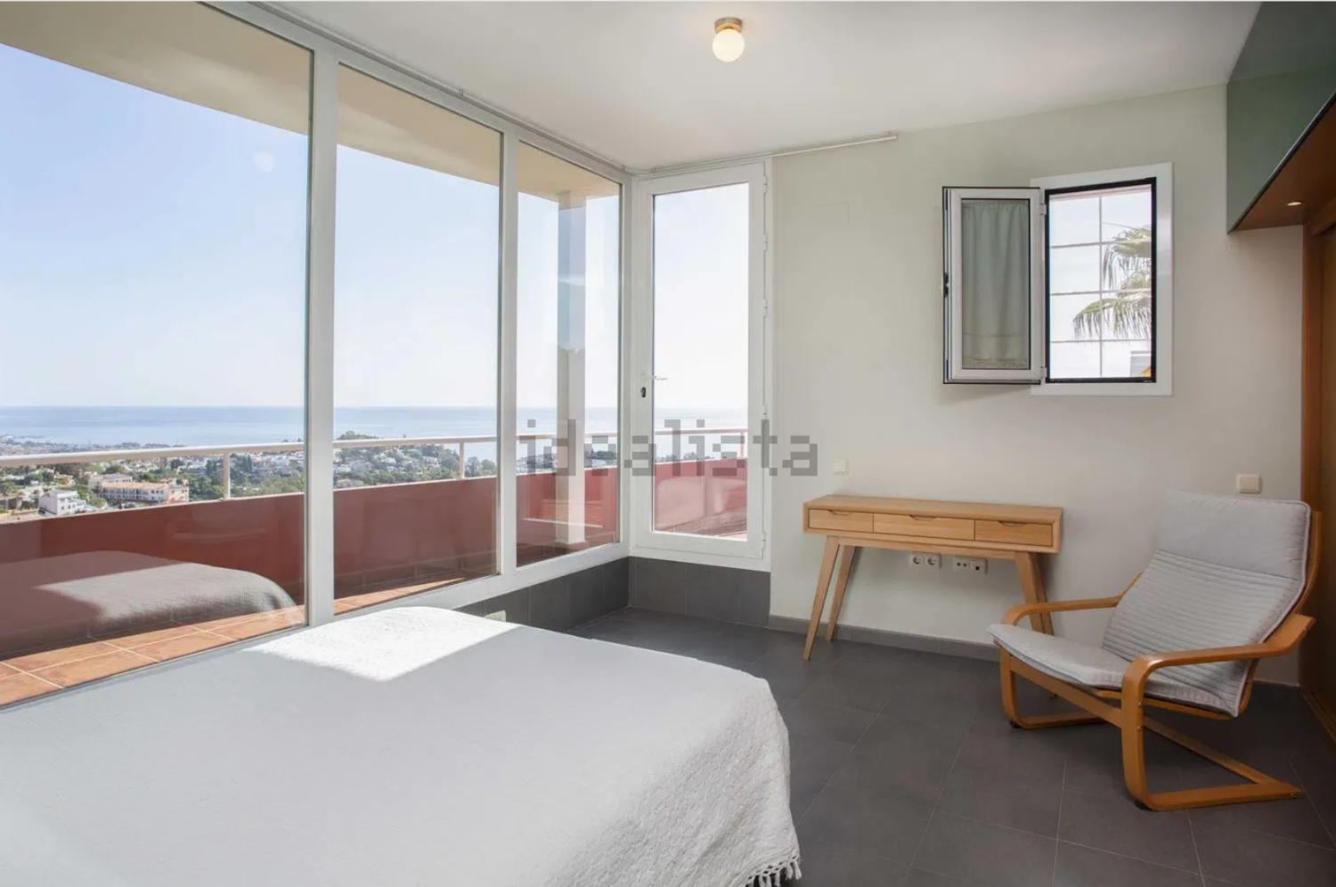 FRITTSTÅENDE VILLA I CERRADO DE CALDERÓN MED HAVUTSIKT – HOUSECLICK.ES