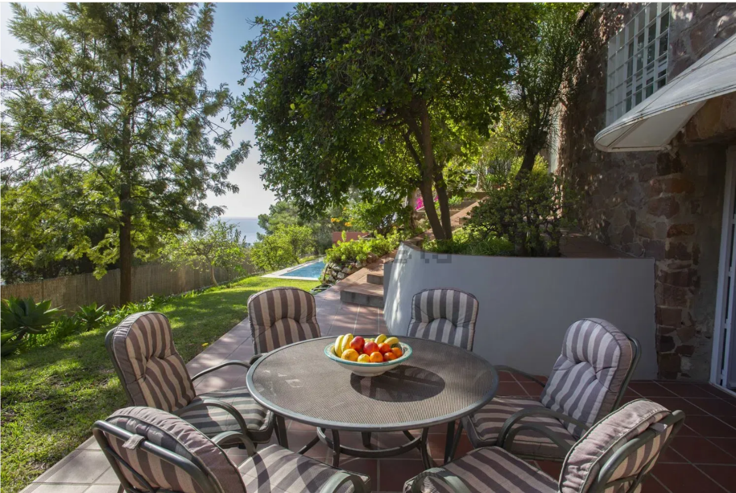 FRITTSTÅENDE VILLA I CERRADO DE CALDERÓN MED HAVUTSIKT – HOUSECLICK.ES