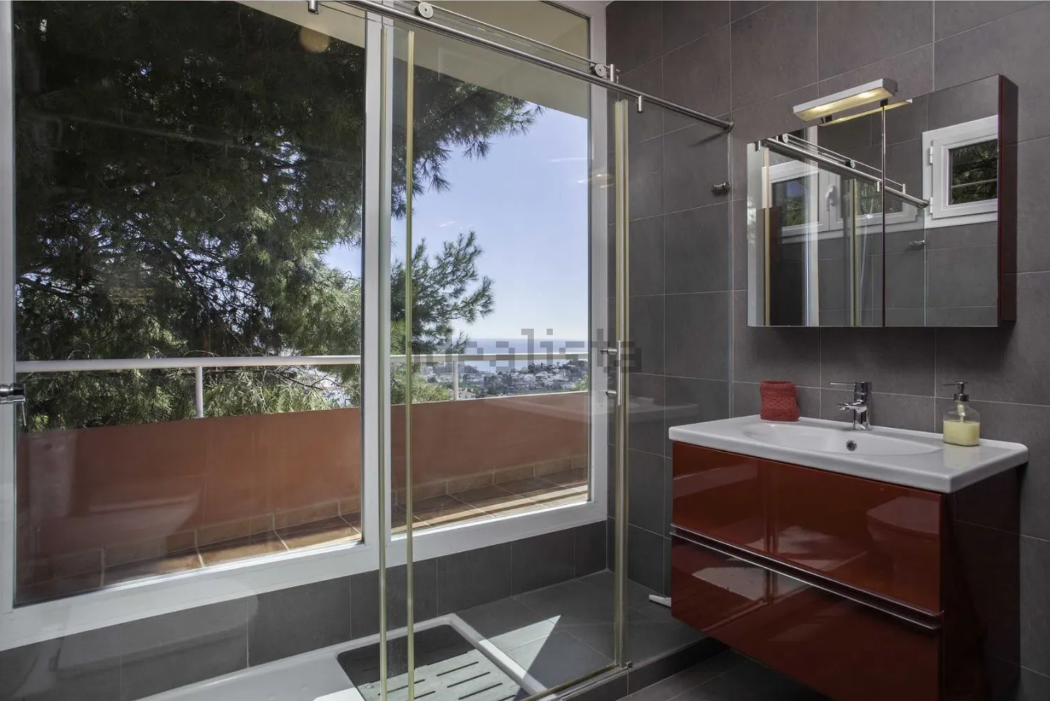 FRITTSTÅENDE VILLA I CERRADO DE CALDERÓN MED HAVUTSIKT – HOUSECLICK.ES