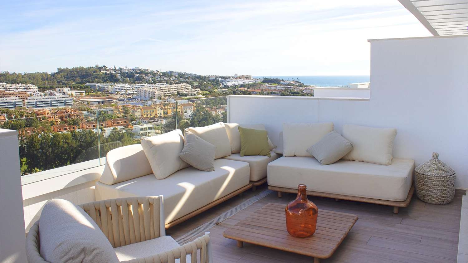 DESDE 680.000 € HASTA 930.000 € · ÚLTIMAS 5 VIVIENDAS CON VISTAS AL MAR EN MIJAS – HOUSECLICK.ES