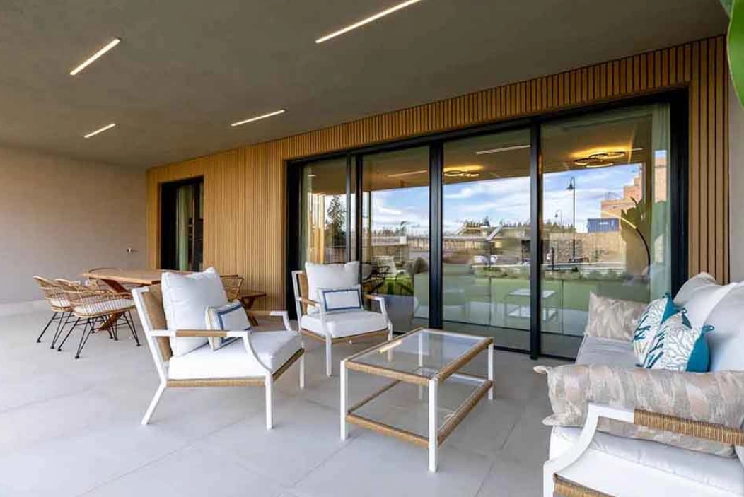 DA 776.000 € A 958.000 € · ULTIME CASE A SCHIERA NUOVE COSTRUITE A MIJAS – HOUSECLICK.ES