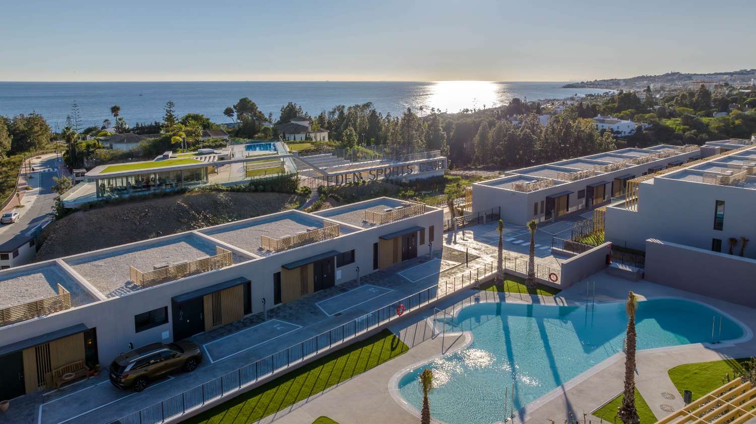 DA 776.000 € A 958.000 € · ULTIME CASE A SCHIERA NUOVE COSTRUITE A MIJAS – HOUSECLICK.ES