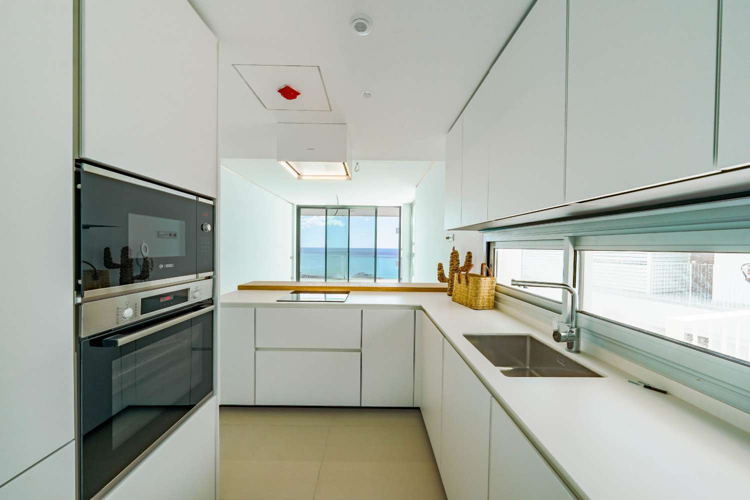 DÚPLEX DE LUJO EN HIGUERÓN CON SOLÁRIUM PRIVADO Y VISTAS PANORÁMICAS AL MAR – HOUSECLICK.ES