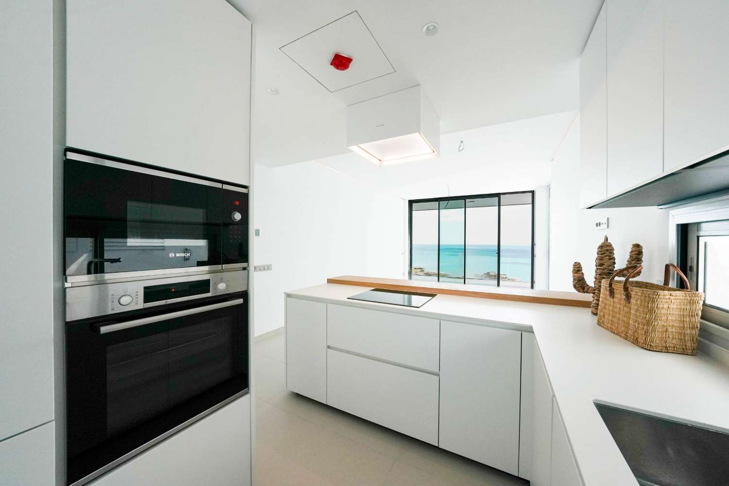 DÚPLEX DE LUJO EN HIGUERÓN CON SOLÁRIUM PRIVADO Y VISTAS PANORÁMICAS AL MAR – HOUSECLICK.ES