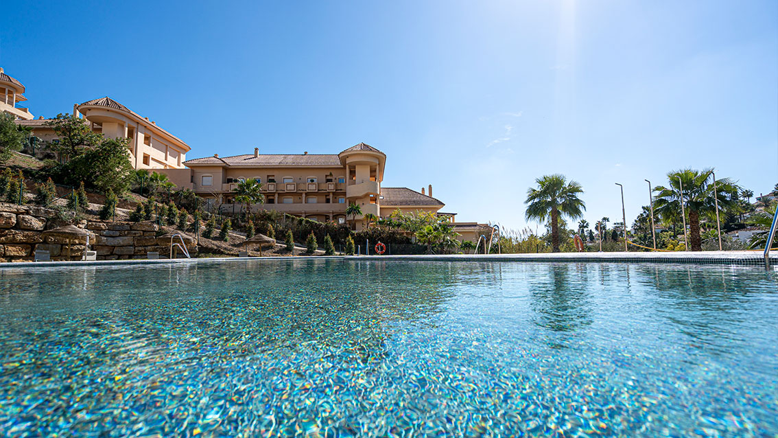 DESDE 475.000 € HASTA 720.000 € · RESIDENCIAL EXCLUSIVO DE OBRA TERMINADA EN NUEVA ANDALUCÍA, MARBELLA – HOUSECLICK.ES