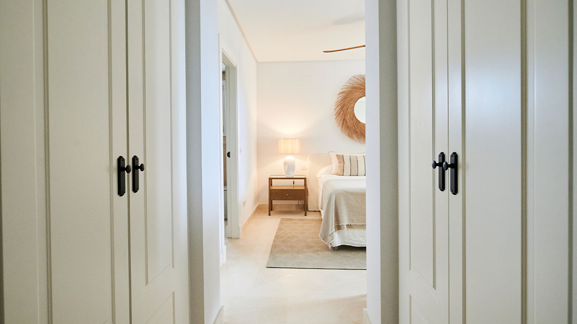 DESDE 475.000 € HASTA 720.000 € · RESIDENCIAL EXCLUSIVO DE OBRA TERMINADA EN NUEVA ANDALUCÍA, MARBELLA – HOUSECLICK.ES