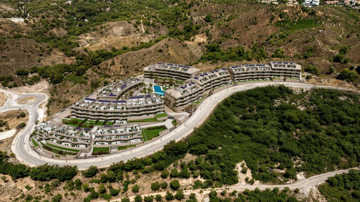 DESDE 449.000 € | APARTAMENTOS Y ÁTICOS DE DISEÑO CON SPA, CINE Y COWORKING