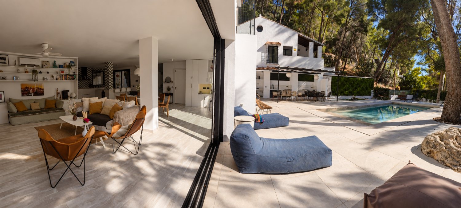 Vila en venda in Pinares de San Antón (Málaga)