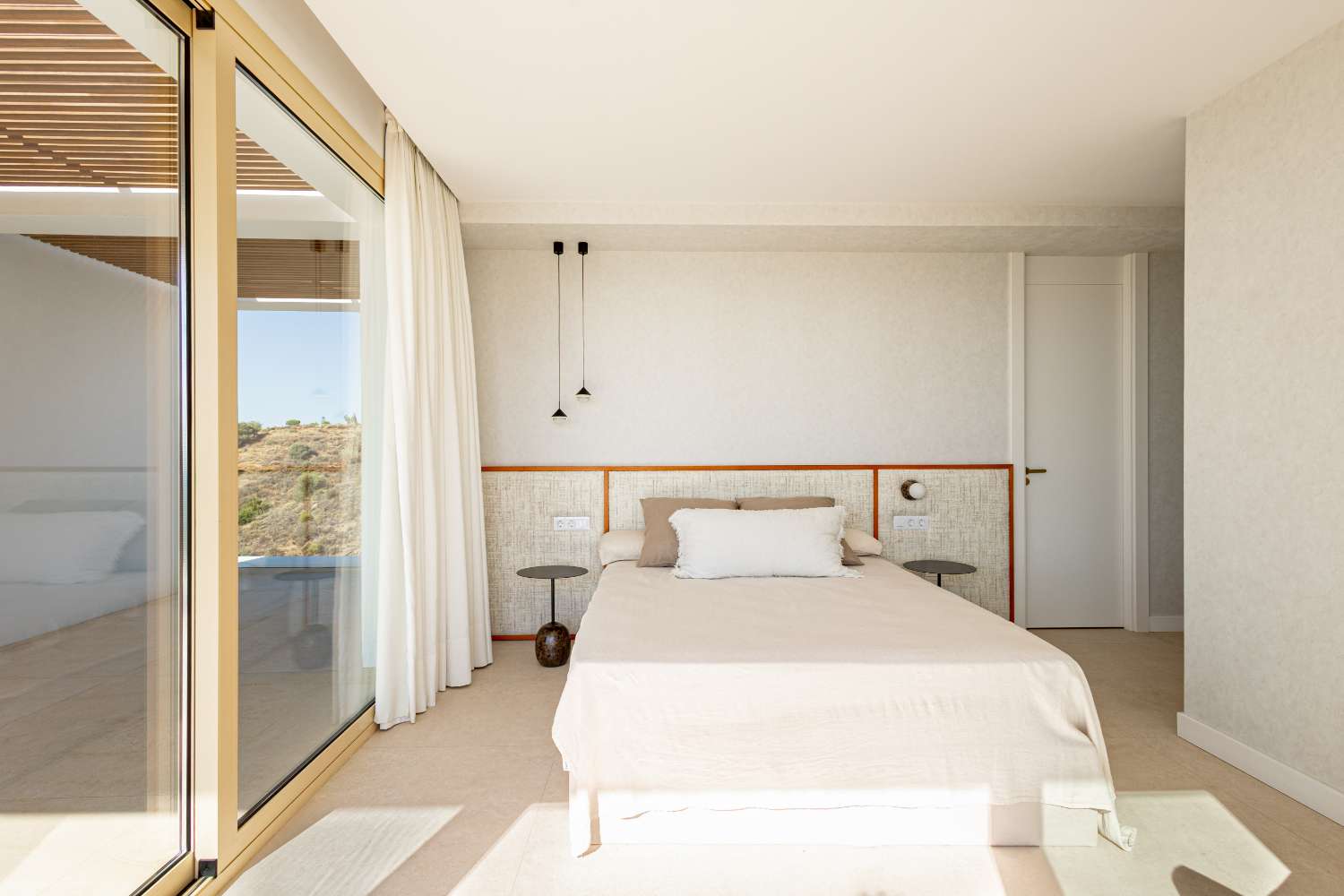VILLA DE LUJO EN EL HIGUERÓN, FUENGIROLA
