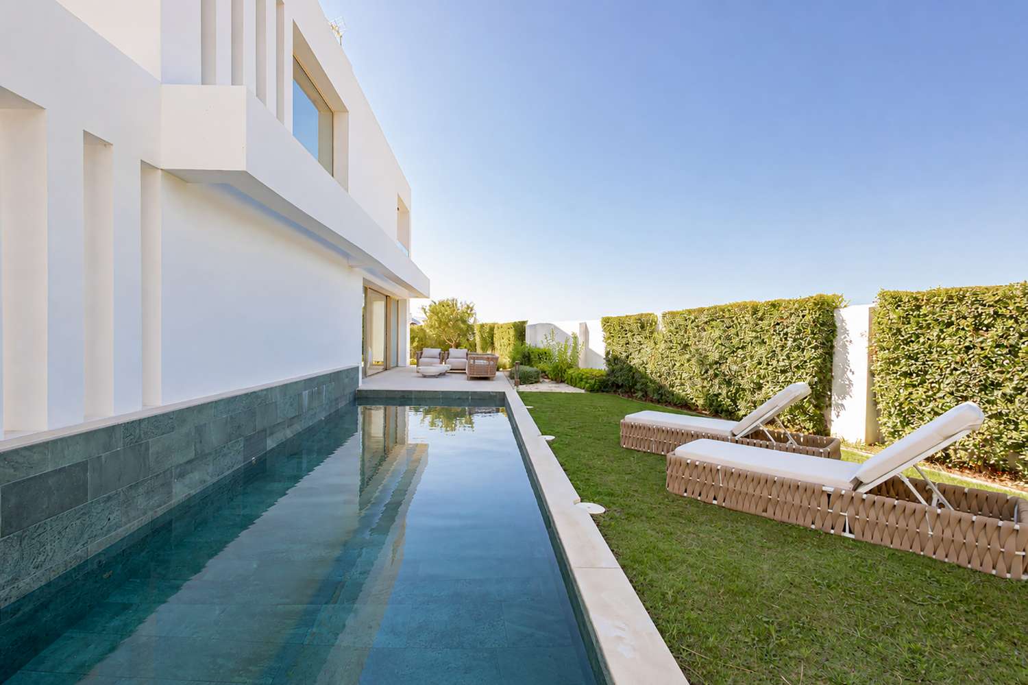VILLA DE LUJO EN EL HIGUERÓN, FUENGIROLA