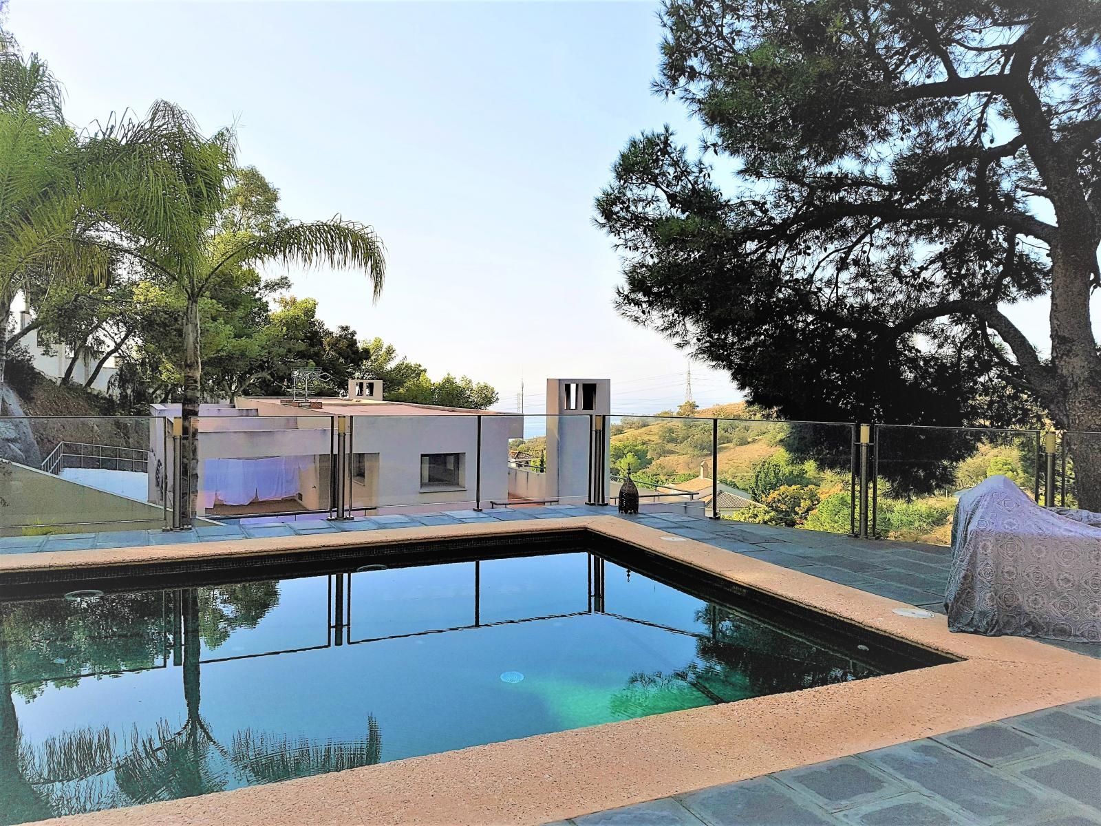 SPECTACULAR VILLA LOCATED IN PINARES DE SAN ANTON