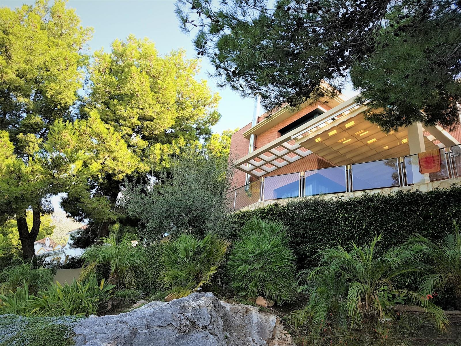 VILLA SPECTACULAIRE SITUÉE À PINARES DE SAN ANTON